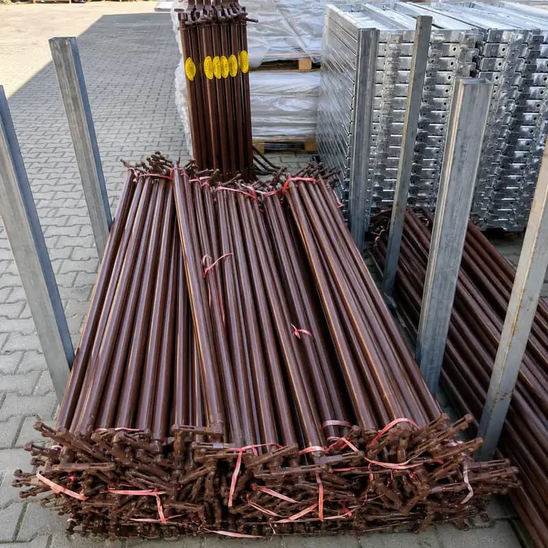 Bridă Scurtă Vopsită pentru Schelă Metalică